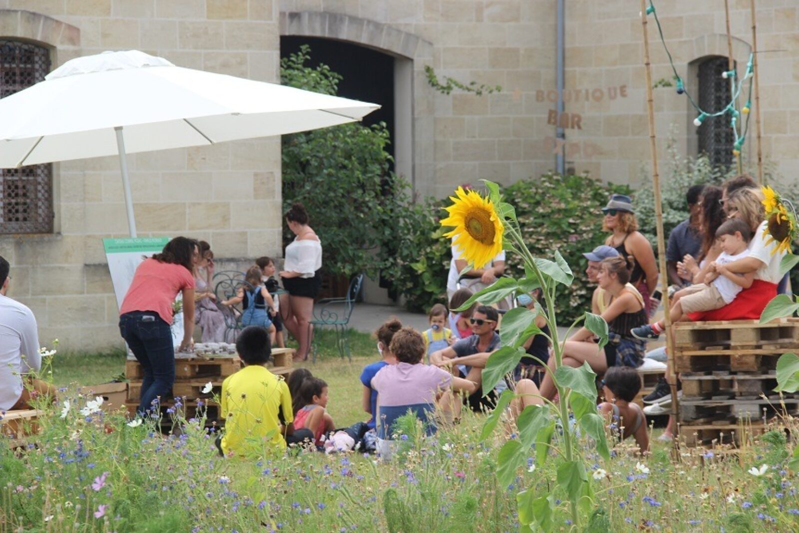 Groupe de public assistant à un atelier des fermes ouvertes