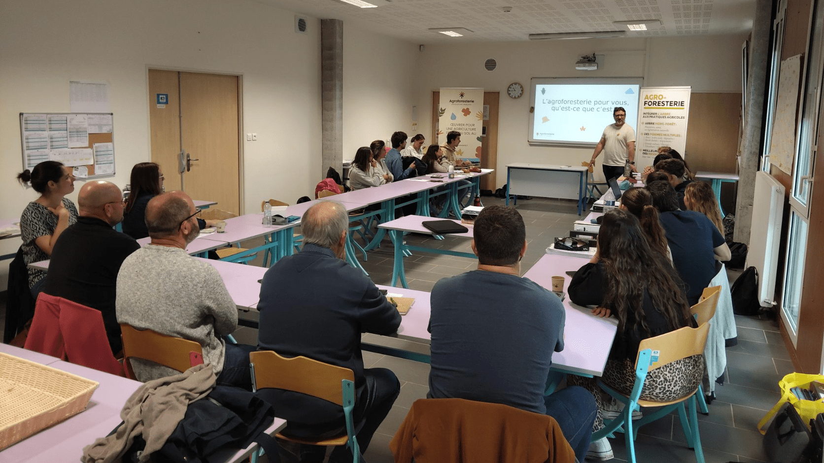 Groupe en salle