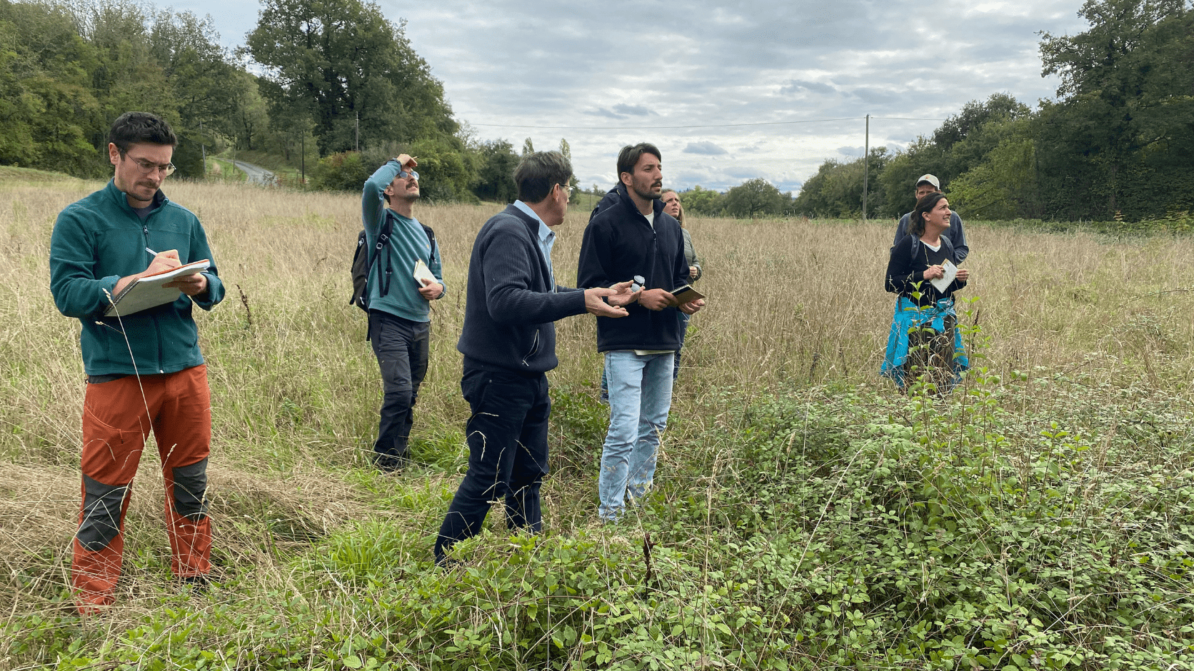 Philippe Guillet et groupe TESA sur le terrain