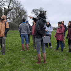 Stagiaires TESA et intervenant sur le terrain